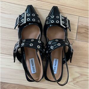 Steve Madden Graya Pointed Toe Buckle Flats - Size 9